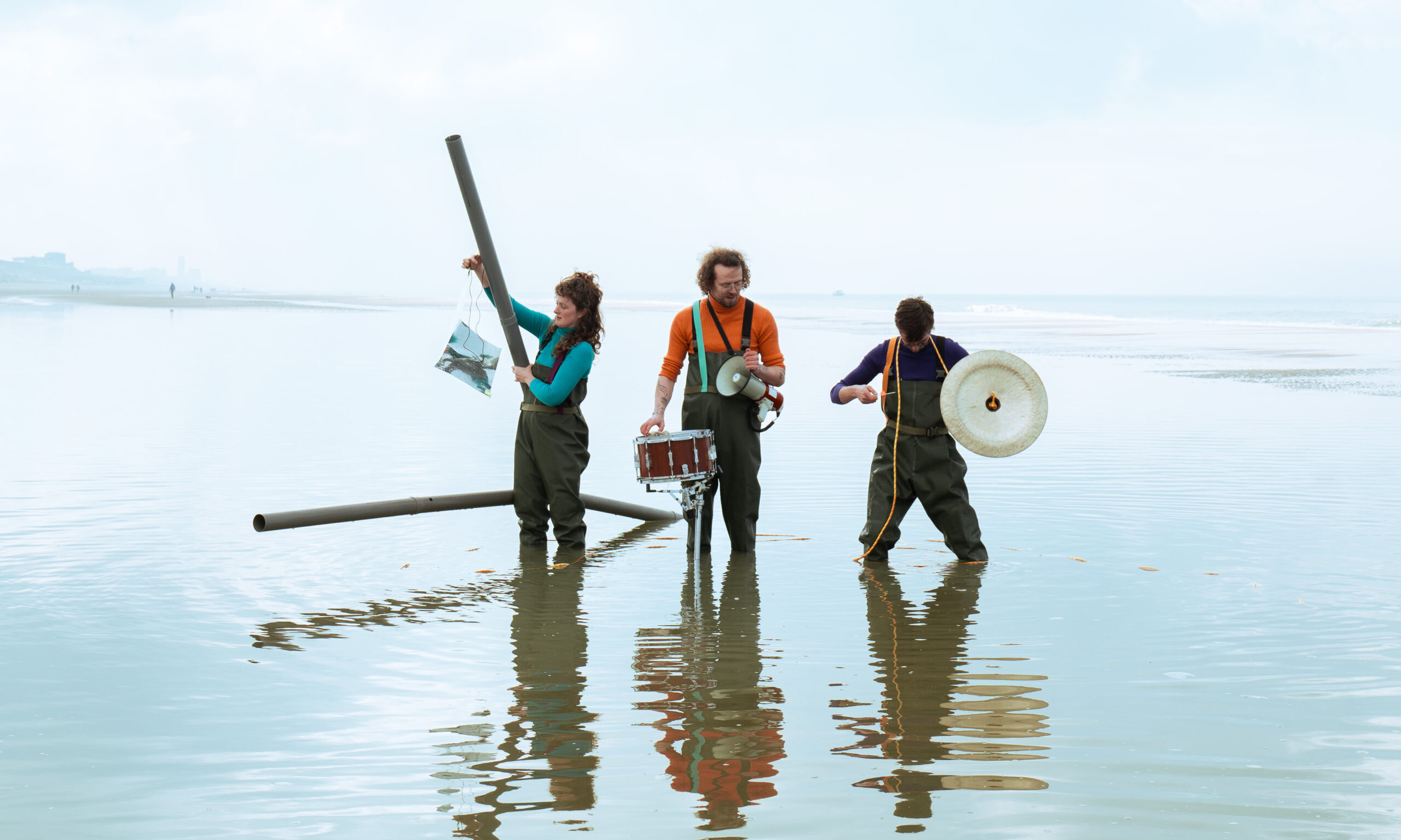 What are you building in there!?