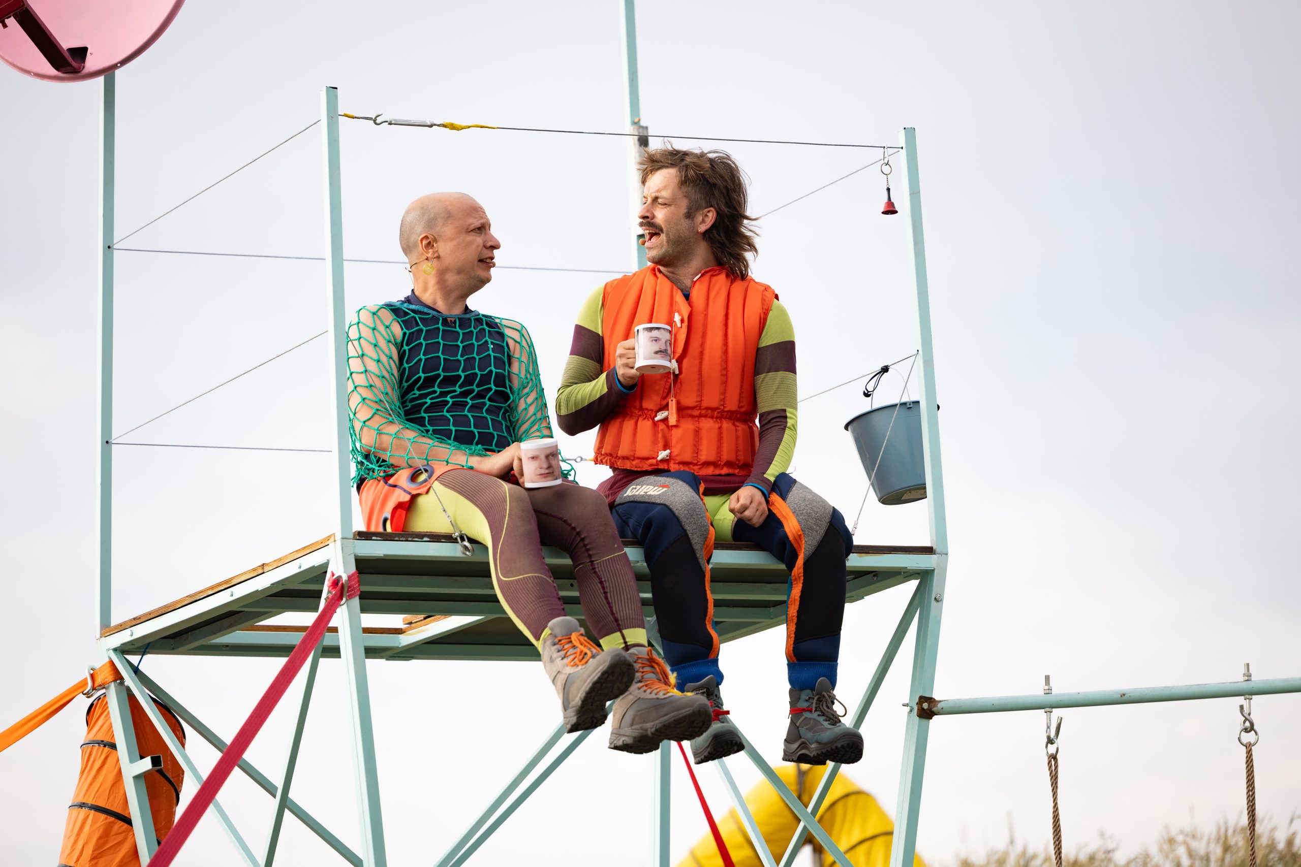Van Mars-mannetjes tot twaalfjarige would-be gangstertjes: wat je, zelfs om half vijf in de ochtend, niet wil missen op eilandfestival Oerol